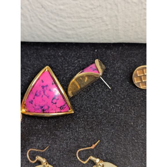 Earring Lot of Ten Gold Tone Whimsical Boho Costume Earrings - Picture 6 of 11